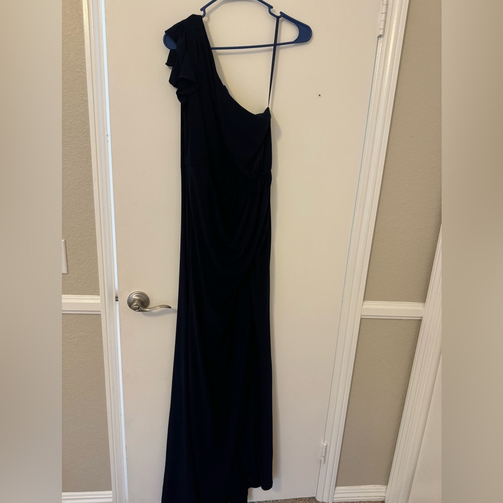 Mac Duggal - Ruffled One Shoulder Draped Gown